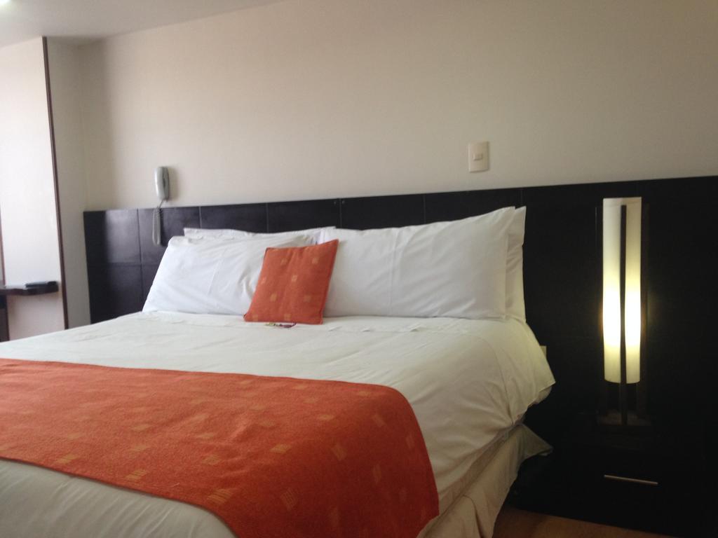 Hotel Plaza Muisca Tunja Buitenkant foto